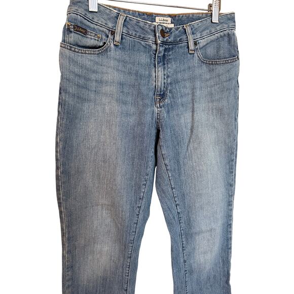 L.L. Bean Favorite Fit Straight Leg Jeans Women’s Size 4 Reg Blue Denim 292220 - Picture 2 of 6